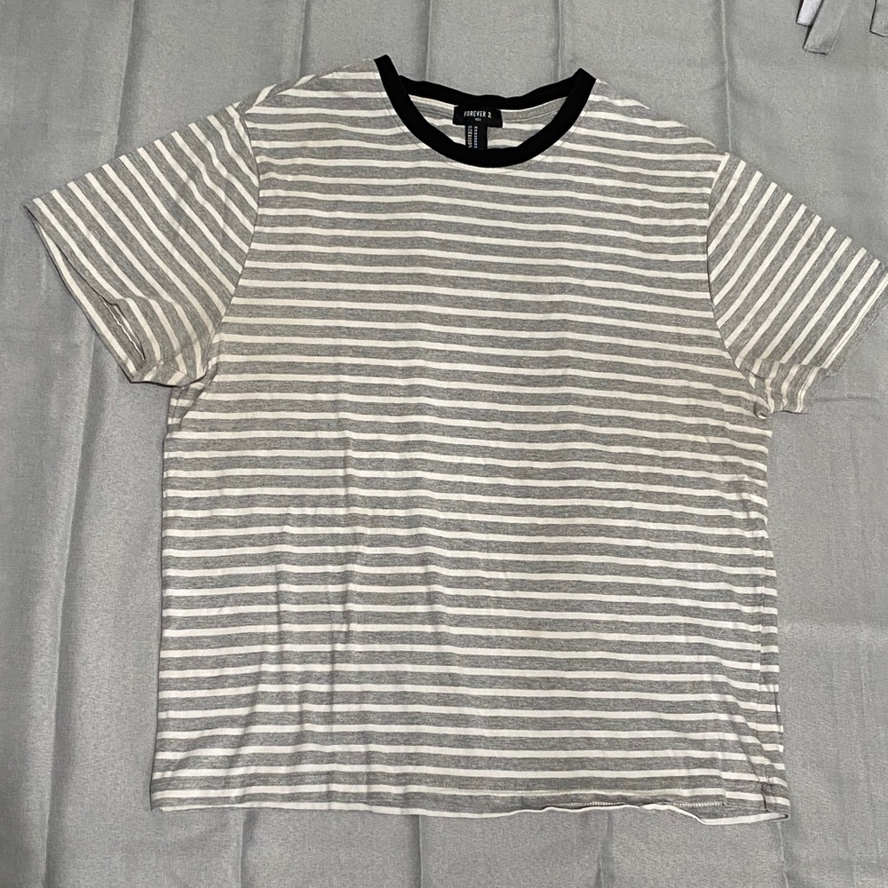 Man Forever 21 Gray and White Striped Short Sleeve Tee M - Picture 1 of 7